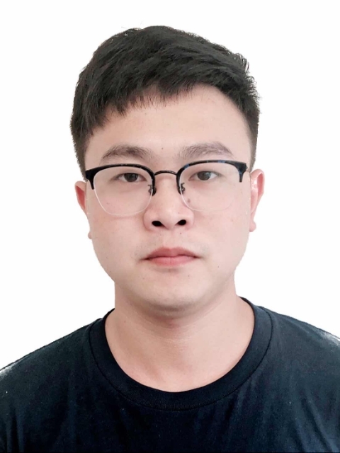 袁炜的第二张照片--烟台相亲服务中心