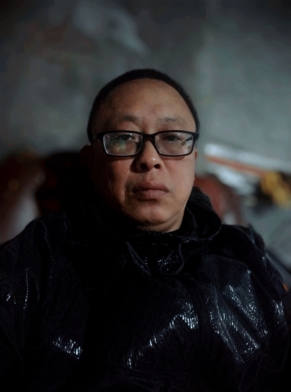 不要激动的第三张照片--烟台相亲服务中心