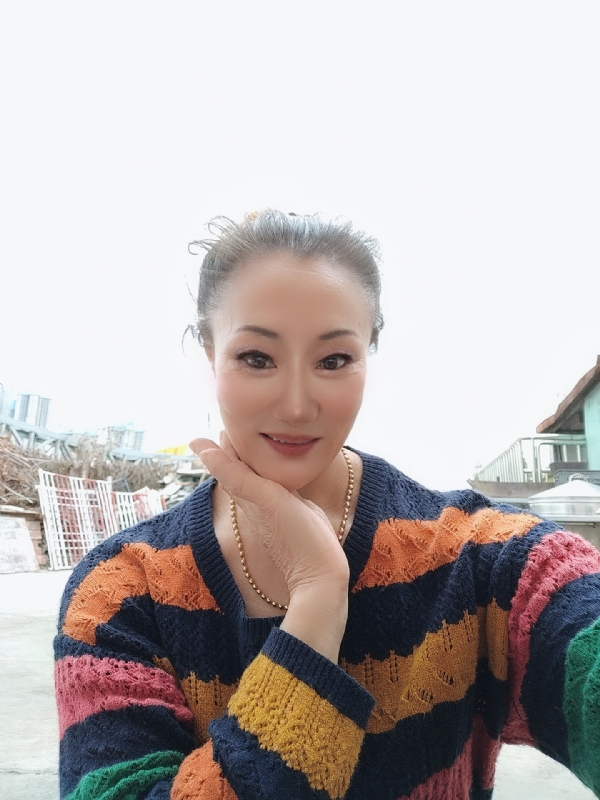 燕子的第四张照片--烟台相亲服务中心