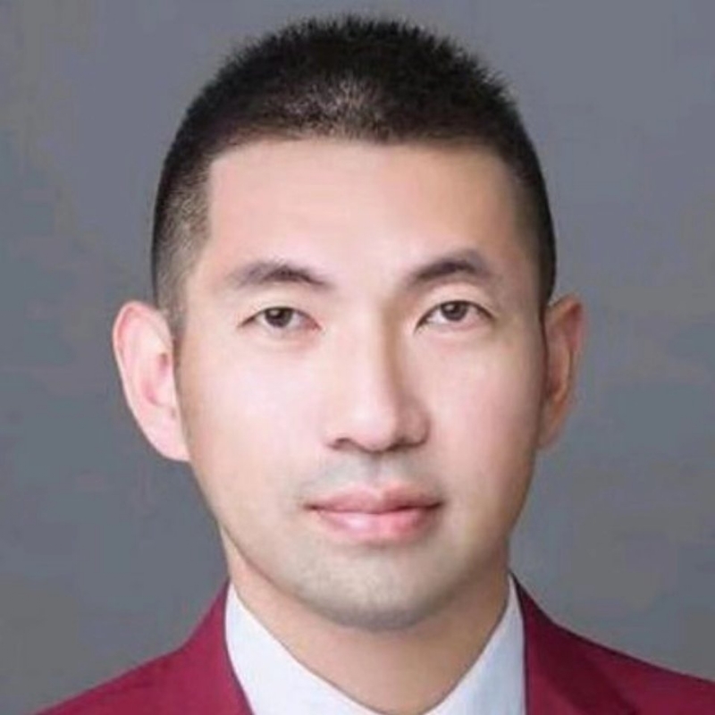 行者李的第一张照片--烟台相亲服务中心
