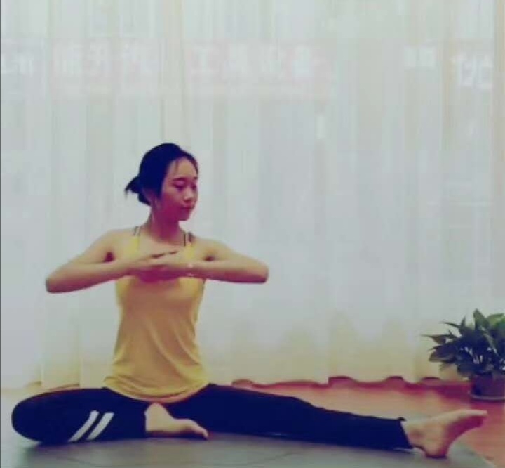 静静子的第一张照片--烟台相亲服务中心