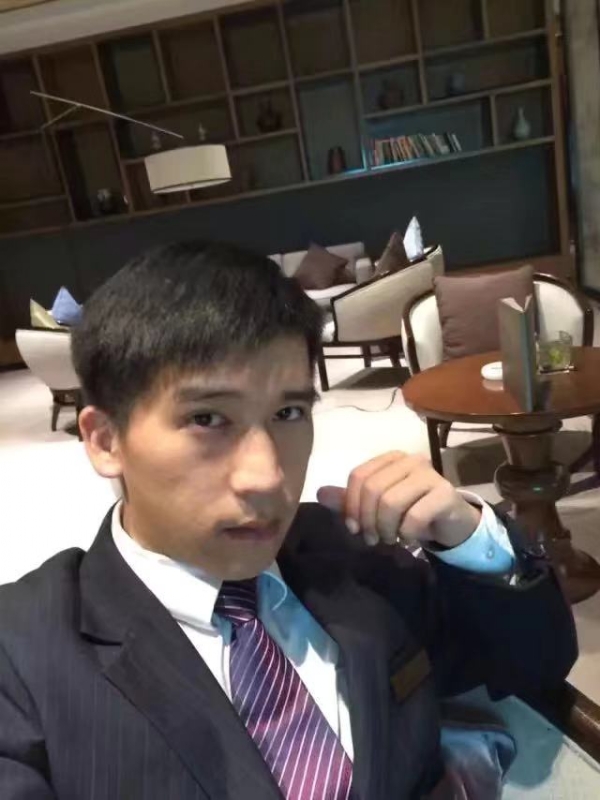 一条孤独的鱼的第二张照片--烟台相亲服务中心