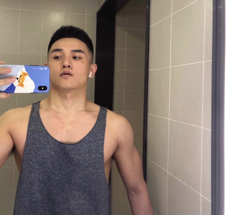 李文亮的第一张照片--烟台相亲服务中心