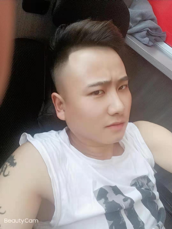 上善若水的第二张照片--烟台相亲服务中心
