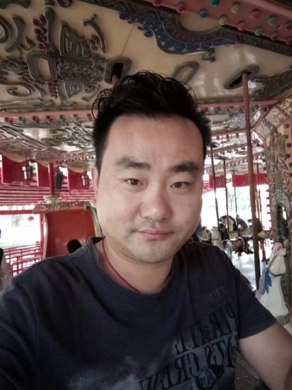 几许情深的第一张照片--烟台相亲服务中心