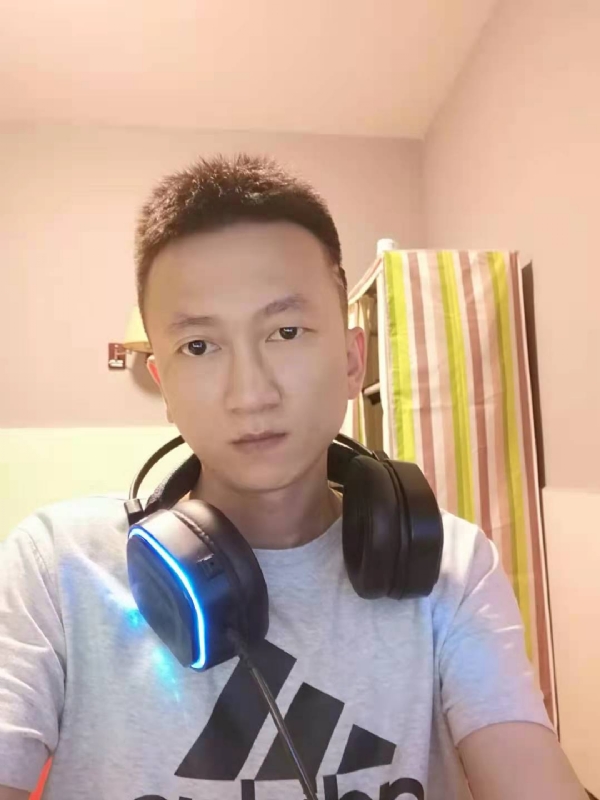 嘿嘿嘿的第一张照片--烟台相亲服务中心