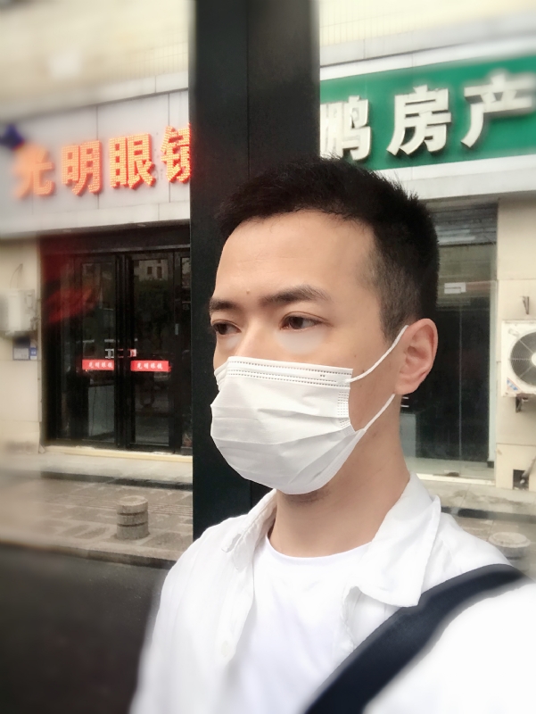 大宝的第一张照片--烟台相亲服务中心