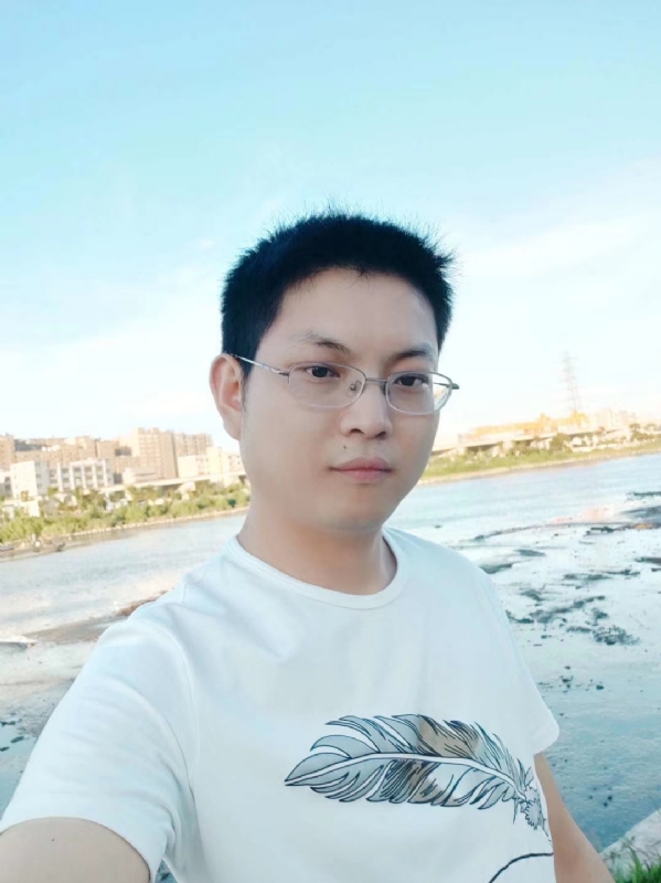 诚心交友的第一张照片--烟台相亲服务中心