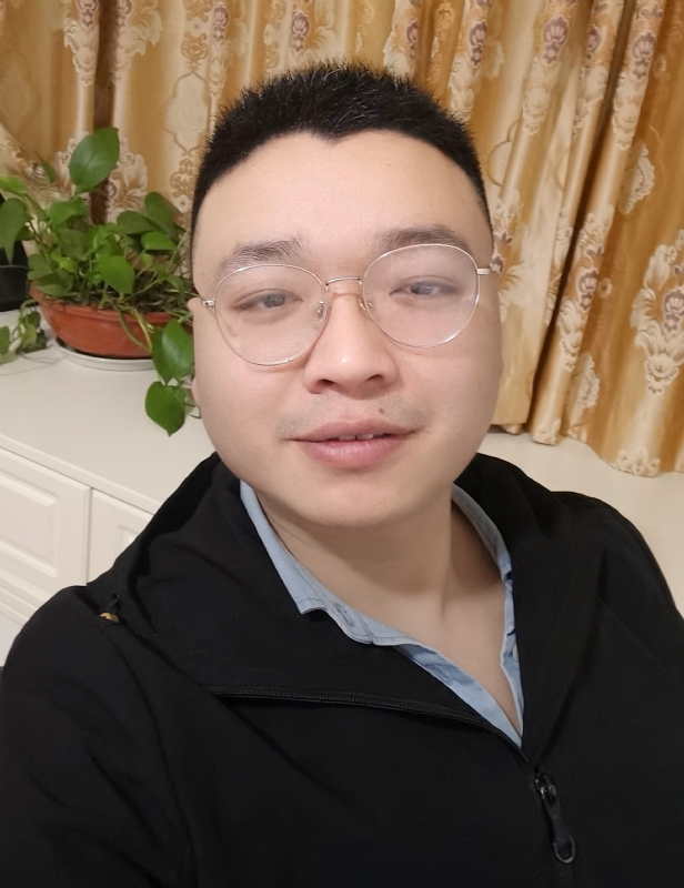 华哥的第二张照片--烟台相亲服务中心