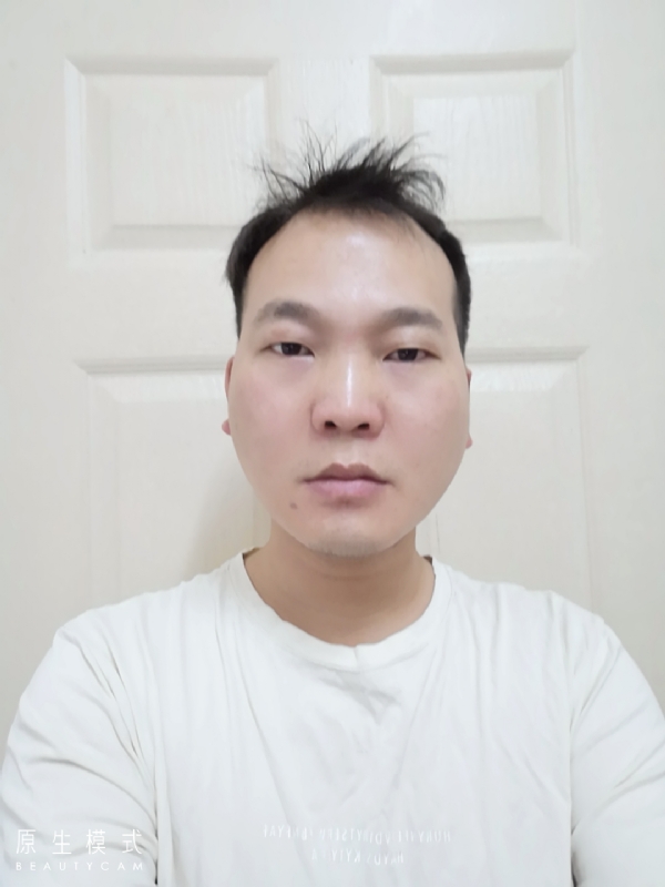 默默的第二张照片--烟台相亲服务中心