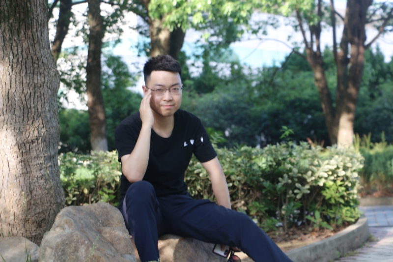 阿帆的第二张照片--烟台相亲服务中心
