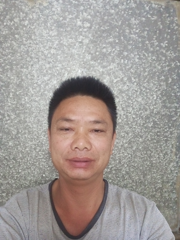白茫茫的第一张照片--烟台相亲服务中心