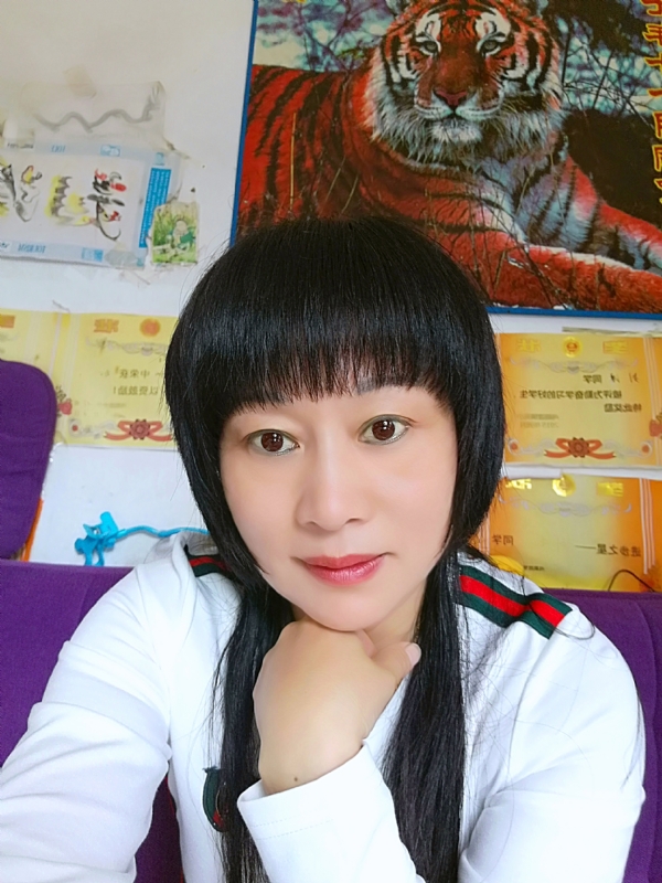 金鱼儿的第二张照片--烟台相亲服务中心