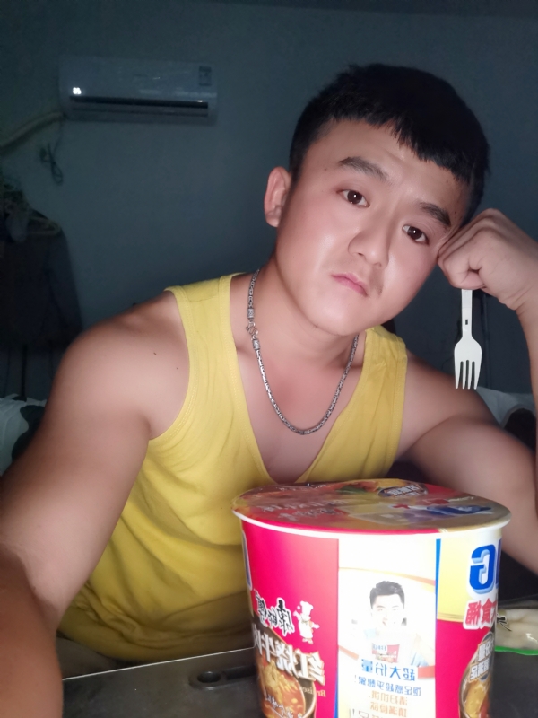 飞飞的第三张照片--烟台相亲服务中心