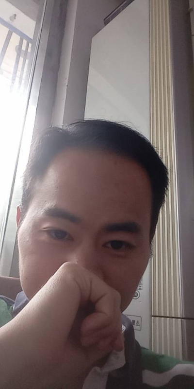 90年大叔的第二张照片--烟台相亲服务中心