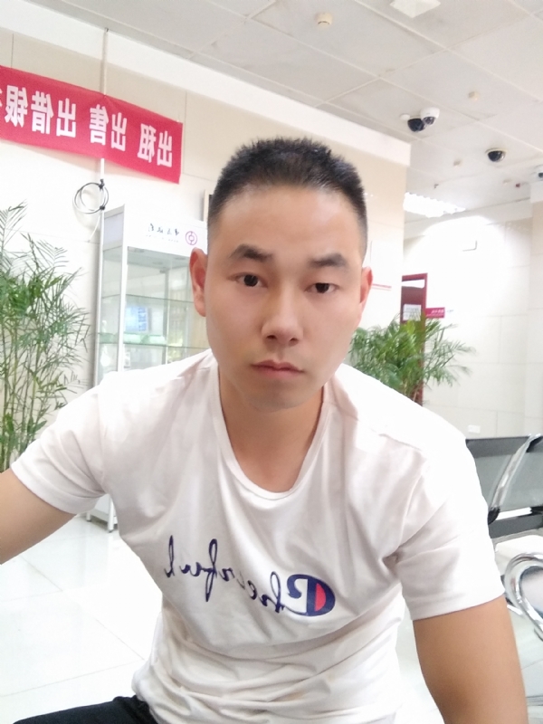 小少的第一张照片--烟台相亲服务中心
