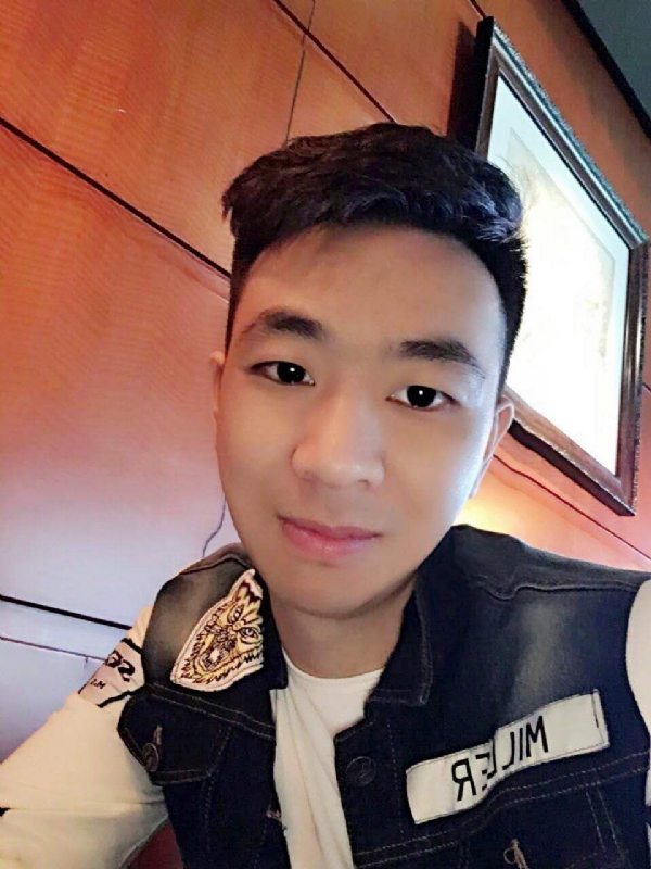 滞后的微笑的第三张照片--烟台相亲服务中心
