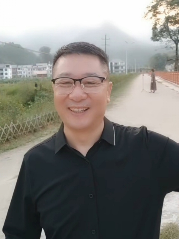 在這裡等你的第一张照片--烟台相亲服务中心