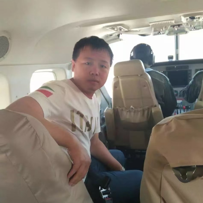 随风飘零的第三张照片--烟台相亲服务中心