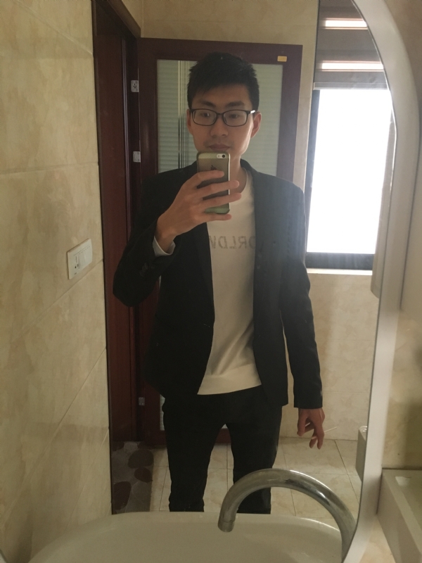 一生何求的第一张照片--烟台相亲服务中心