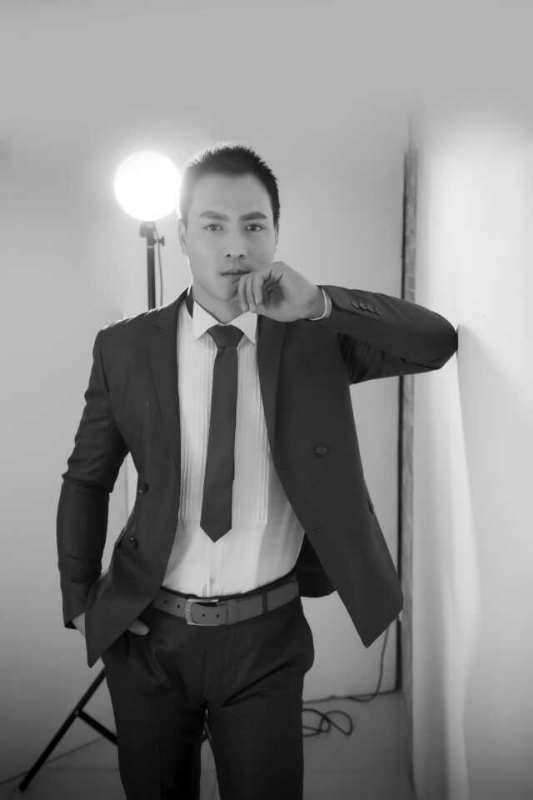 旧时相识的第二张照片--烟台相亲服务中心