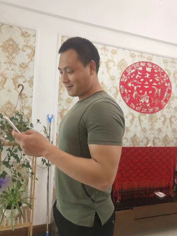 旧时相识的第三张照片--烟台相亲服务中心