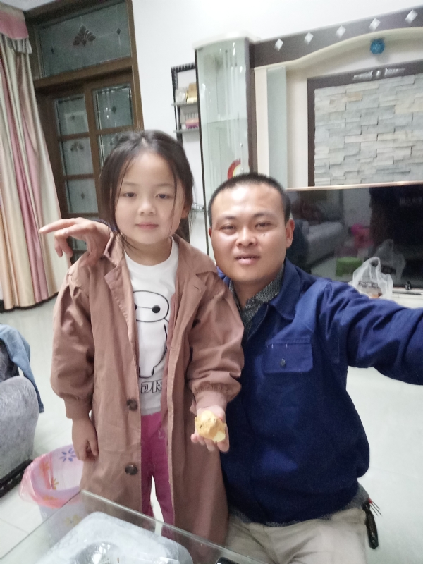 凡凡的第一张照片--烟台相亲服务中心