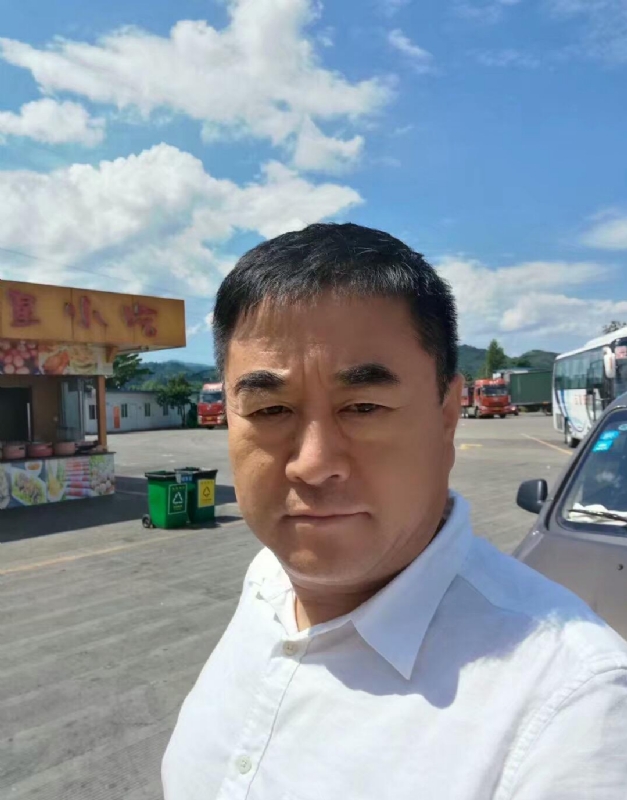 从此不再孤独的第一张照片--烟台相亲服务中心
