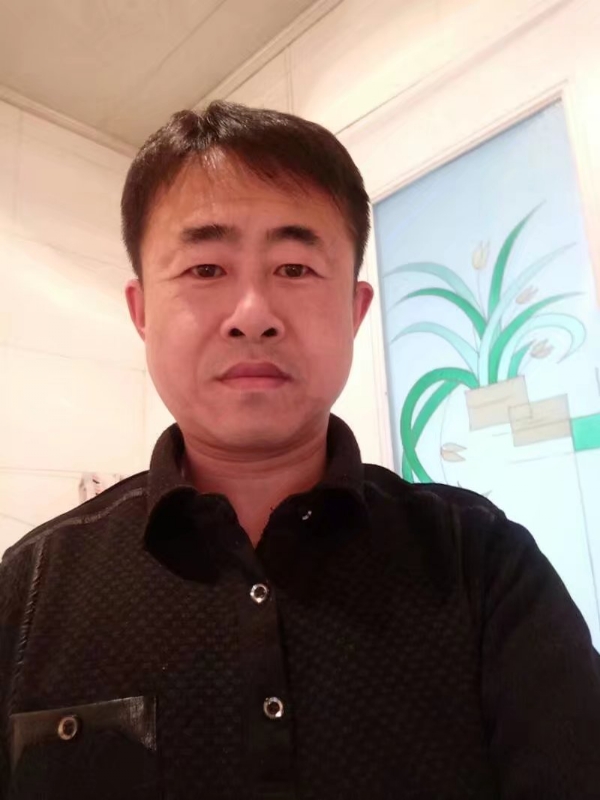 坦率的第一张照片--烟台相亲服务中心