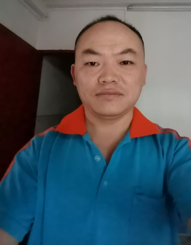 与子携老的第七张照片--烟台相亲服务中心
