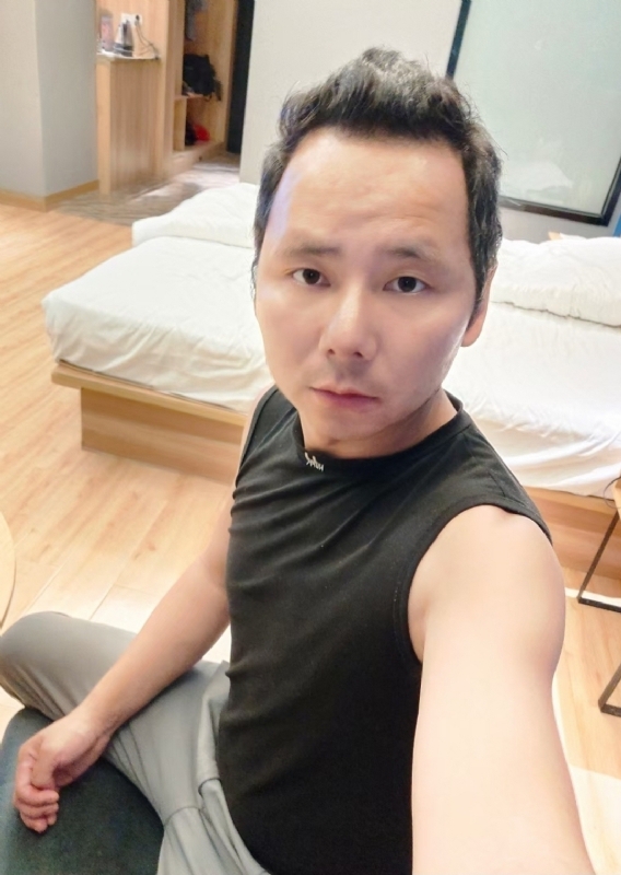 爱远的要命的第一张照片--烟台相亲服务中心