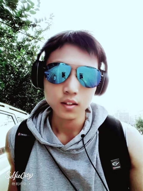 失意的人的第一张照片--烟台相亲服务中心