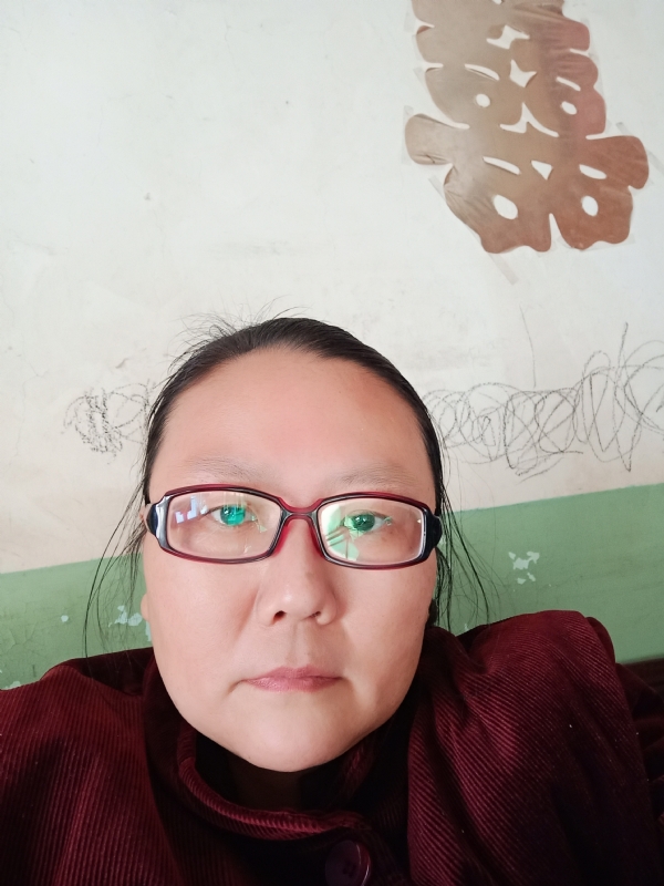 苦乐的第三张照片--烟台相亲服务中心