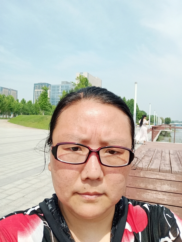 苦乐的第四张照片--烟台相亲服务中心