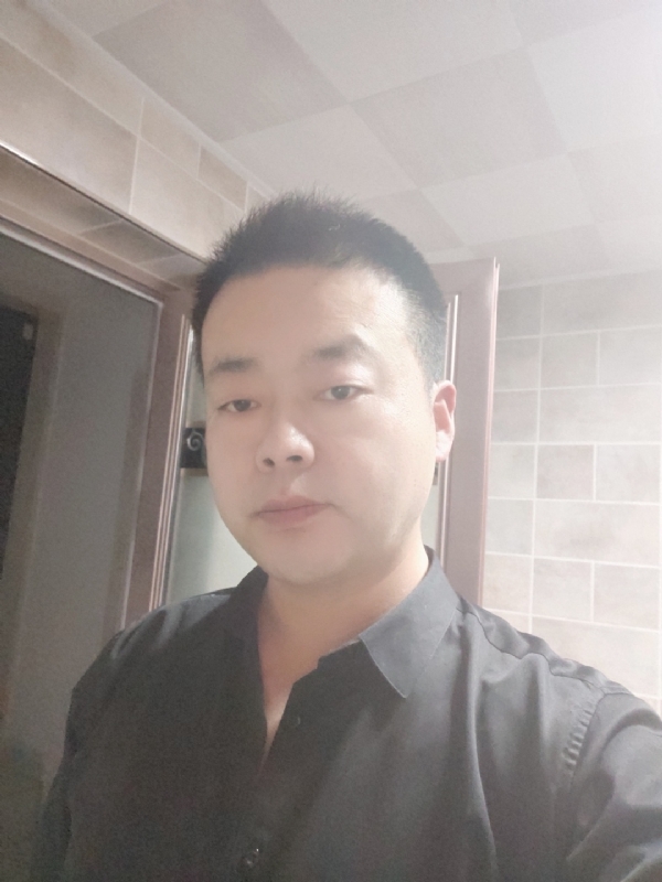 yangyongpingaoi的第二张照片--烟台相亲服务中心