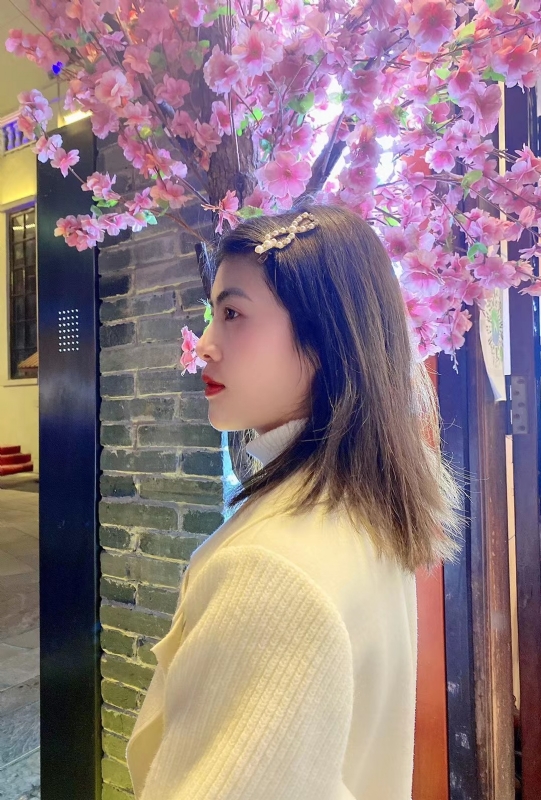 大眼妹的第一张照片--烟台相亲服务中心