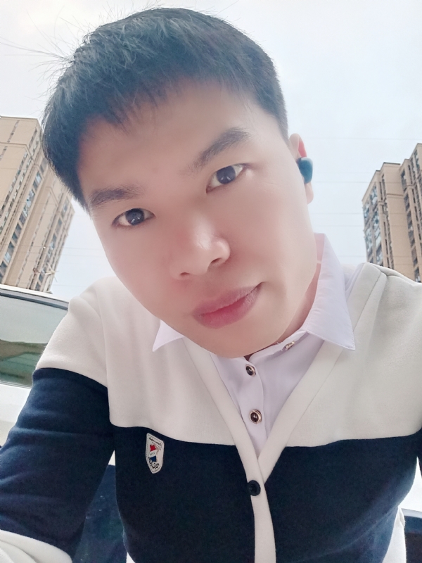 雨霁月清风的第一张照片--烟台相亲服务中心