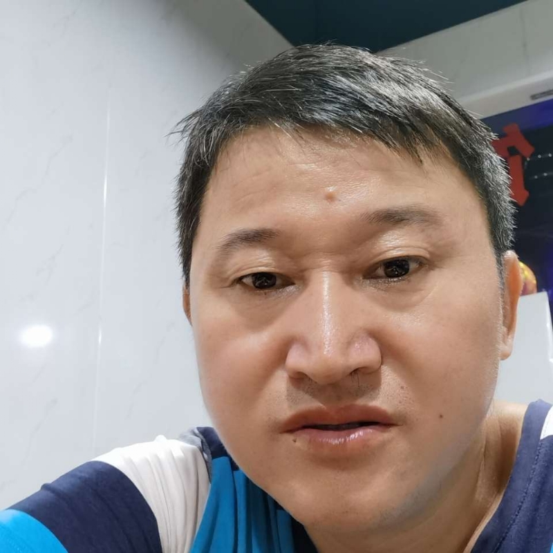 宏宏的第一张照片--烟台相亲服务中心
