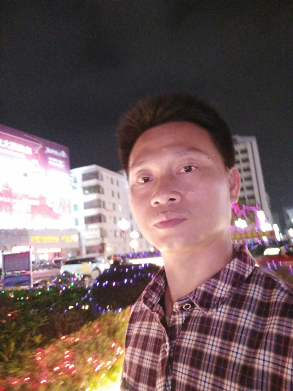 极光的第一张照片--烟台相亲服务中心