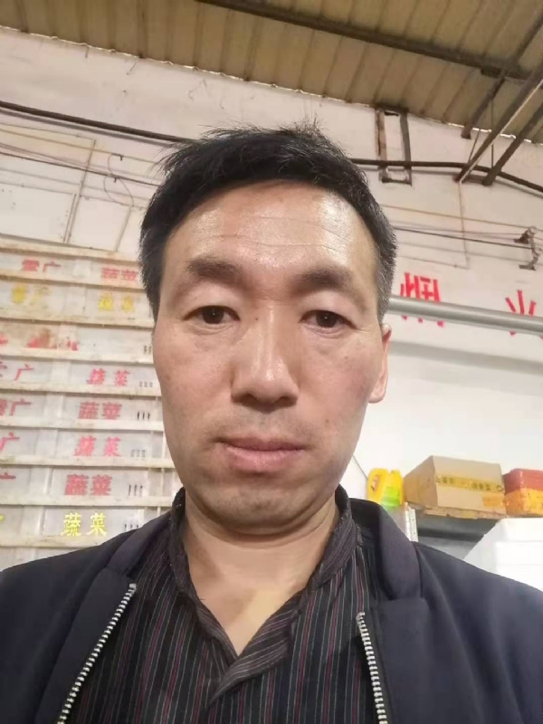 容裕富的第一张照片--烟台相亲服务中心