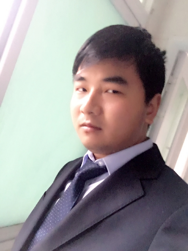 殷勤的王子的第一张照片--烟台相亲服务中心