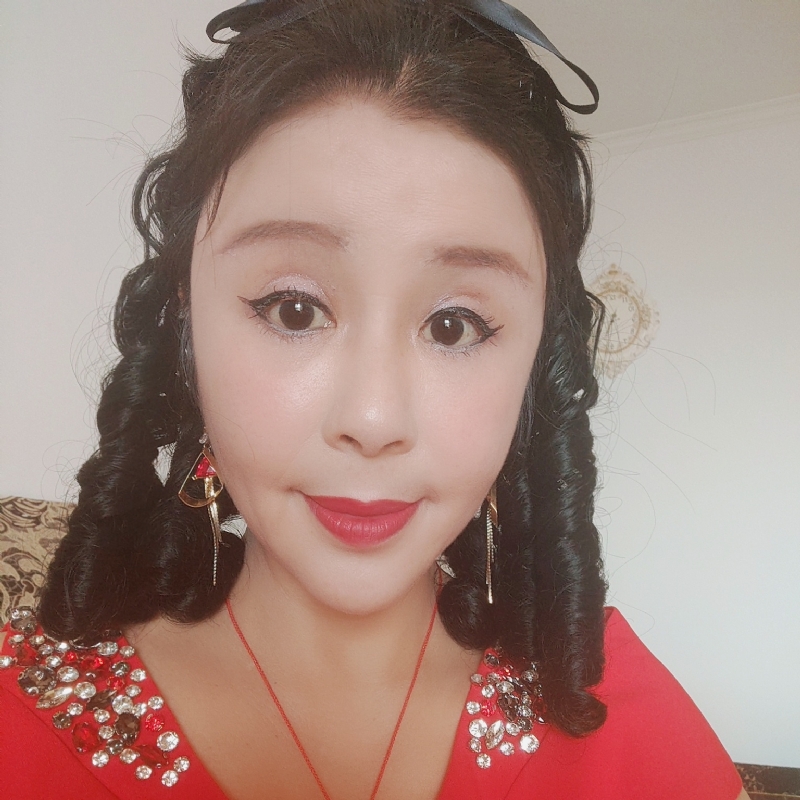 追光的第二张照片--烟台相亲服务中心