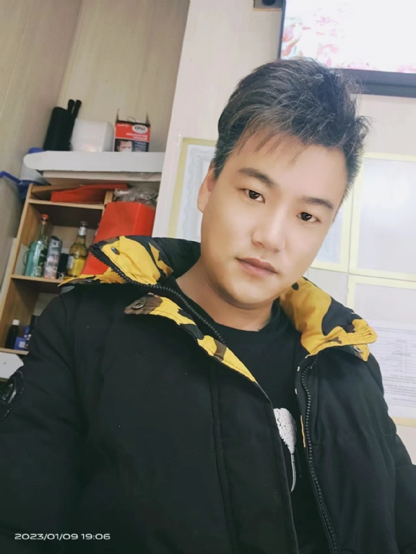 孤酒枕愁眼眠的第一张照片--烟台相亲服务中心