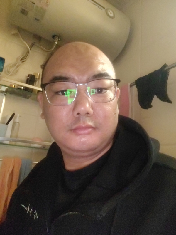 小胖子的第一张照片--烟台相亲服务中心