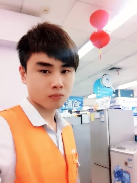 罗自强的第一张照片--烟台相亲服务中心