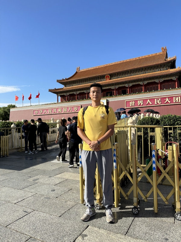 莫过于的第一张照片--烟台相亲服务中心