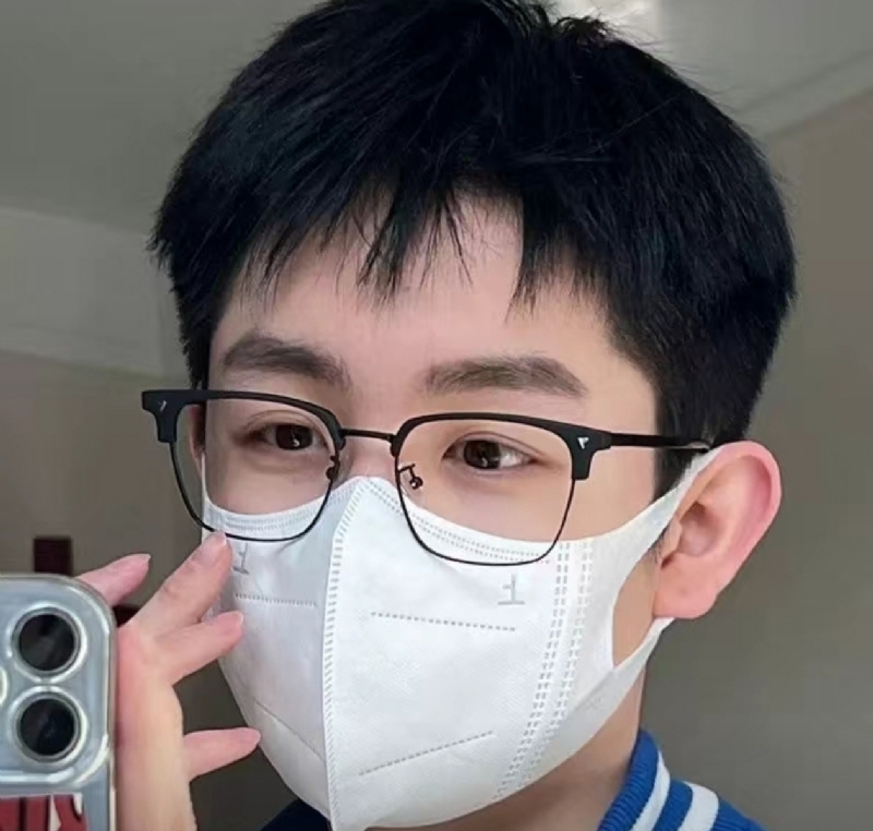 甜甜男孩的第一张照片--烟台相亲服务中心