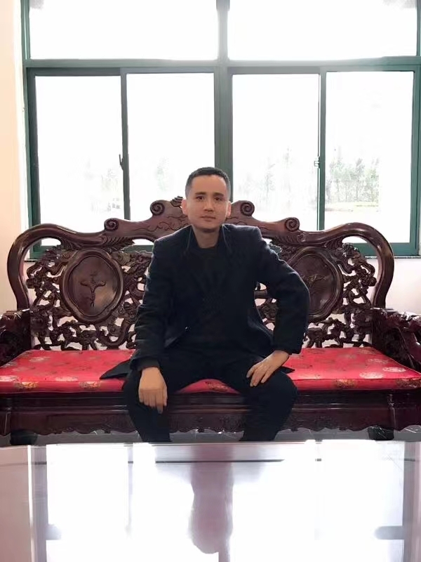 有缘再聚的第一张照片--烟台相亲服务中心