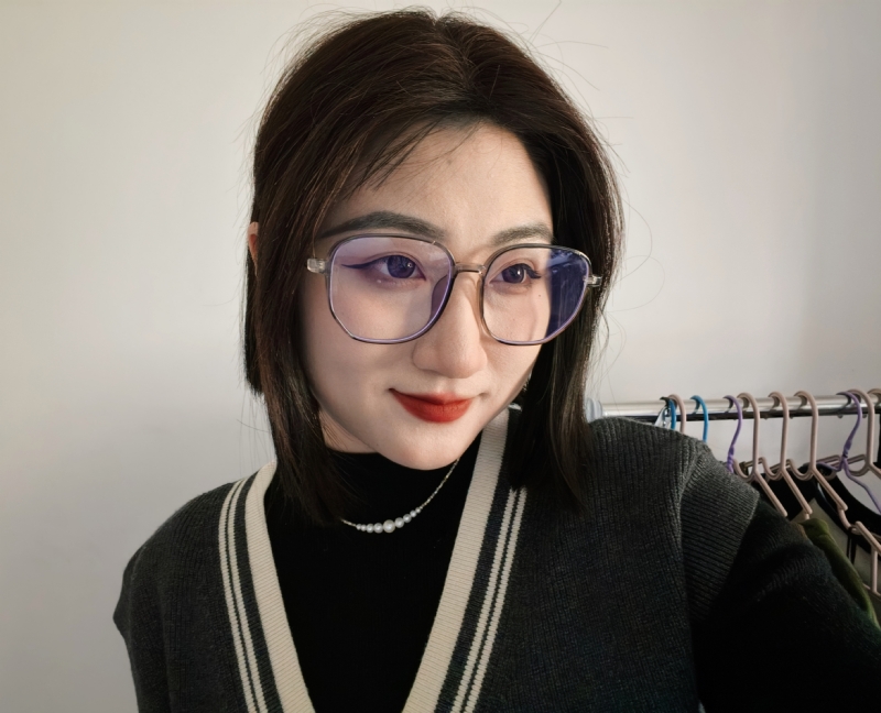 Helen的第二张照片--烟台相亲服务中心