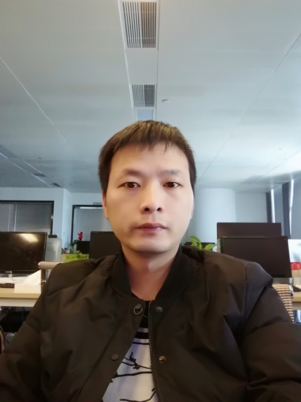 刘堃的第一张照片--烟台相亲服务中心